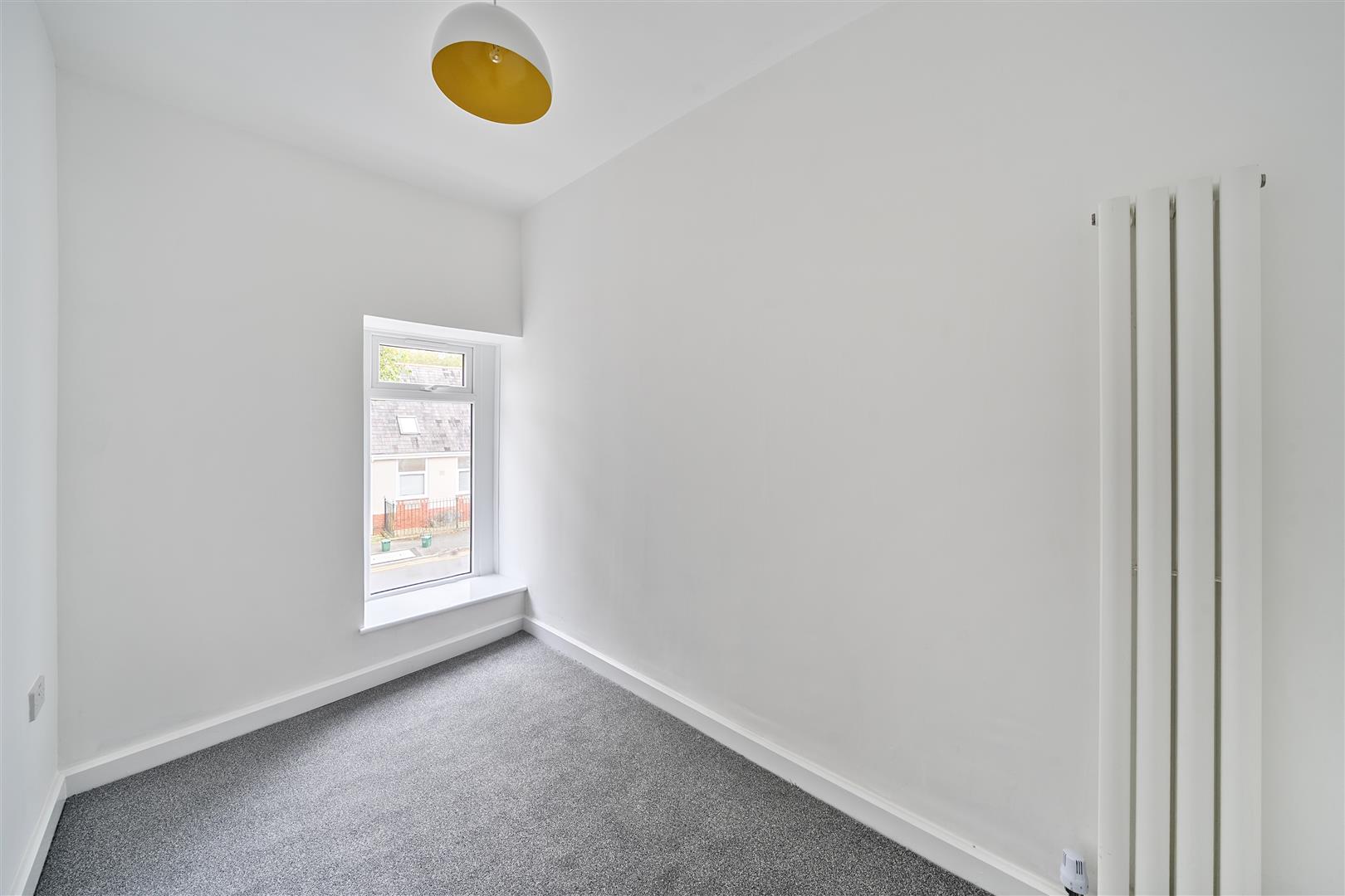 Clydach Road, Morriston, Swansea, SA6 6QB